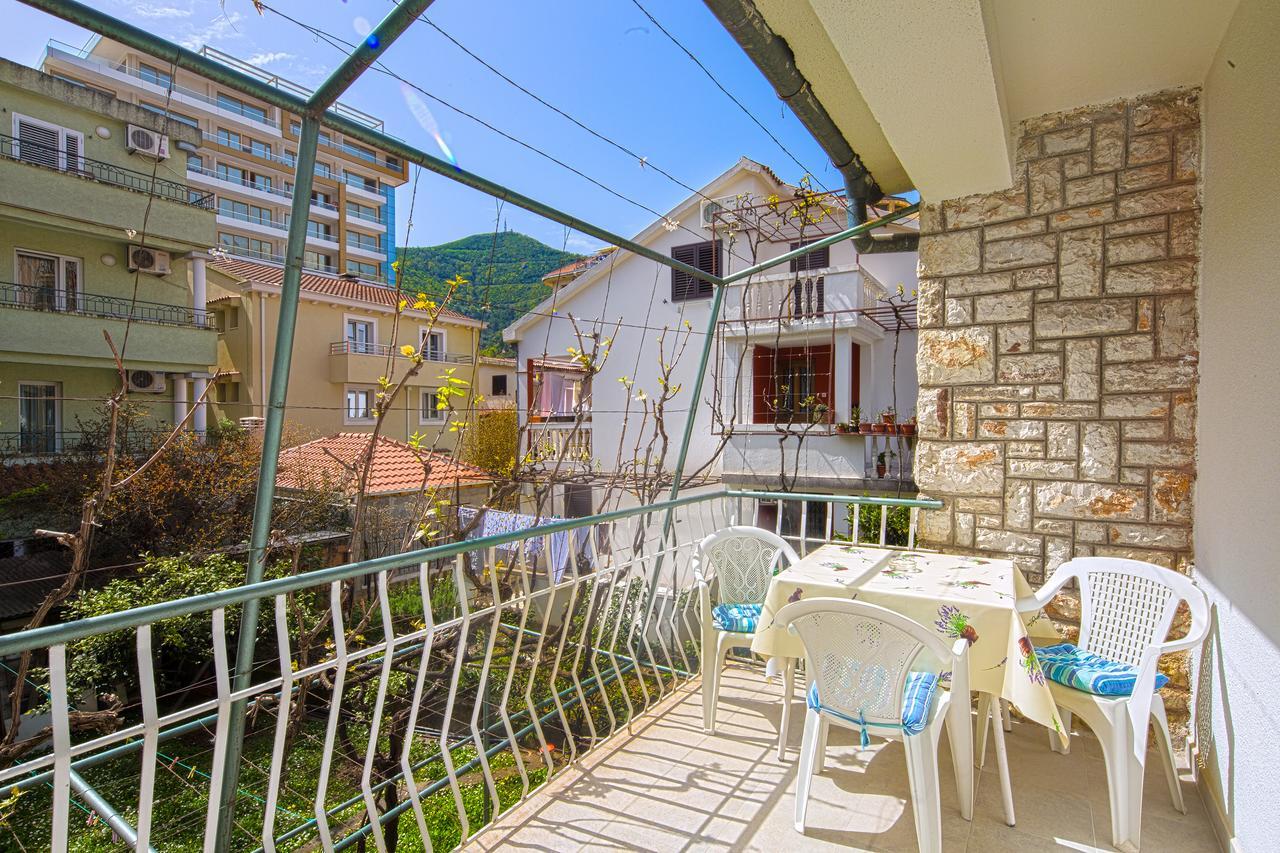 Apartman Aleksandra بودفا المظهر الخارجي الصورة