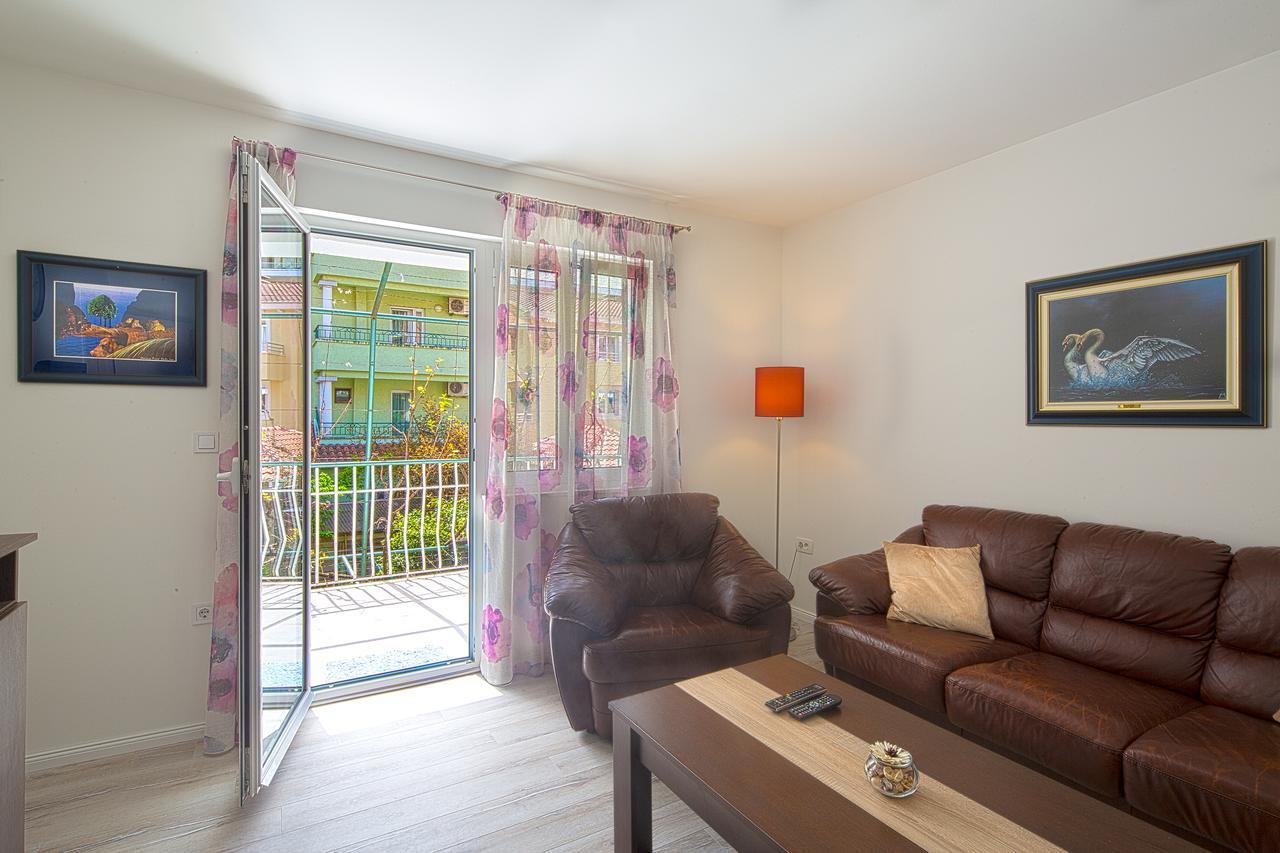 Apartman Aleksandra بودفا المظهر الخارجي الصورة